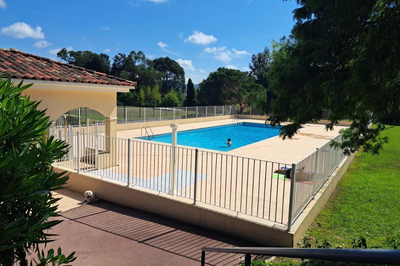 New ! Villa With Parking Swimming Pools Garden And Ac - Benakey Cannes Exteriér fotografie